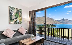 Town Centre Location With Stunning View - Unit 8
