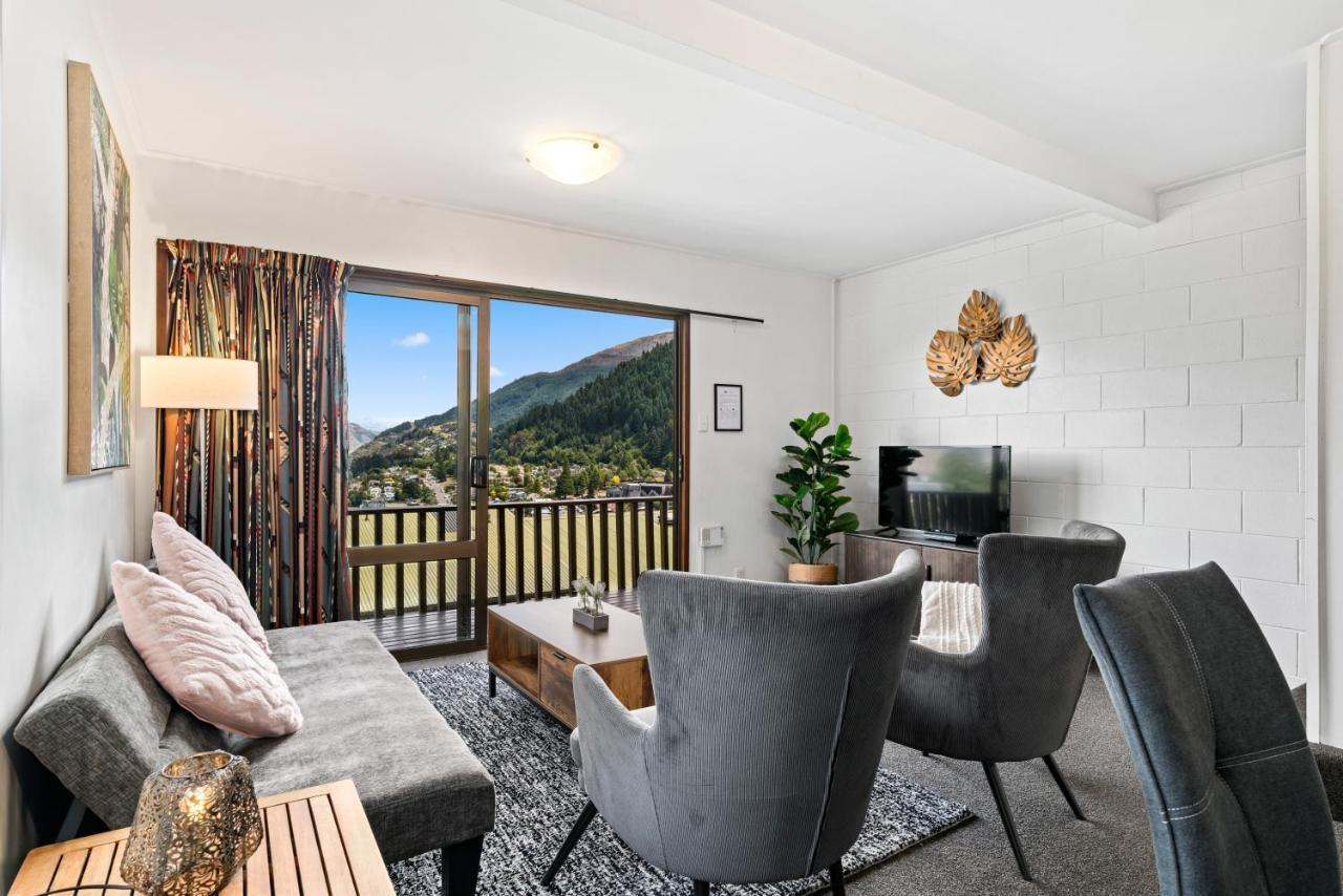 Town Centre Location With Stunning View - Unit 8 Apartment Queenstown Exterior photo